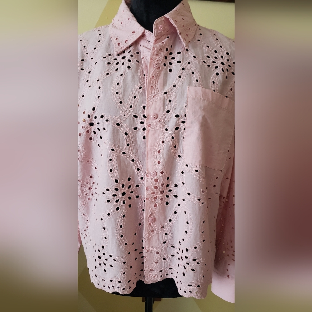 Chic Pink Eyelet Women's Blouse
